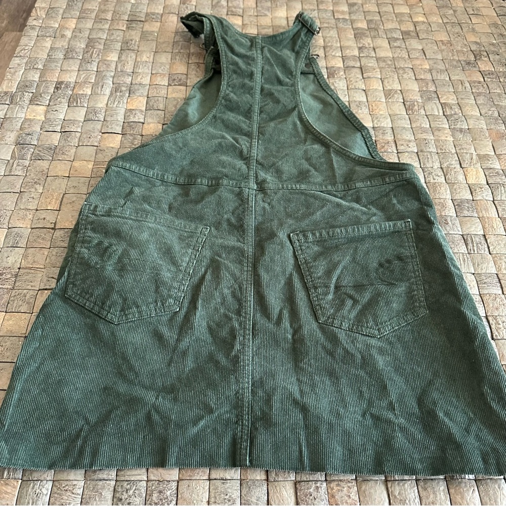 American Eagle corduroy green jumper - Picture 5 of 7